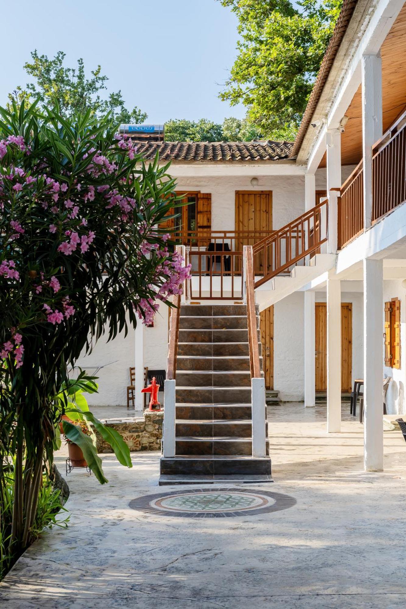 Hotel Kókkinon Nerón Eksteriør billede